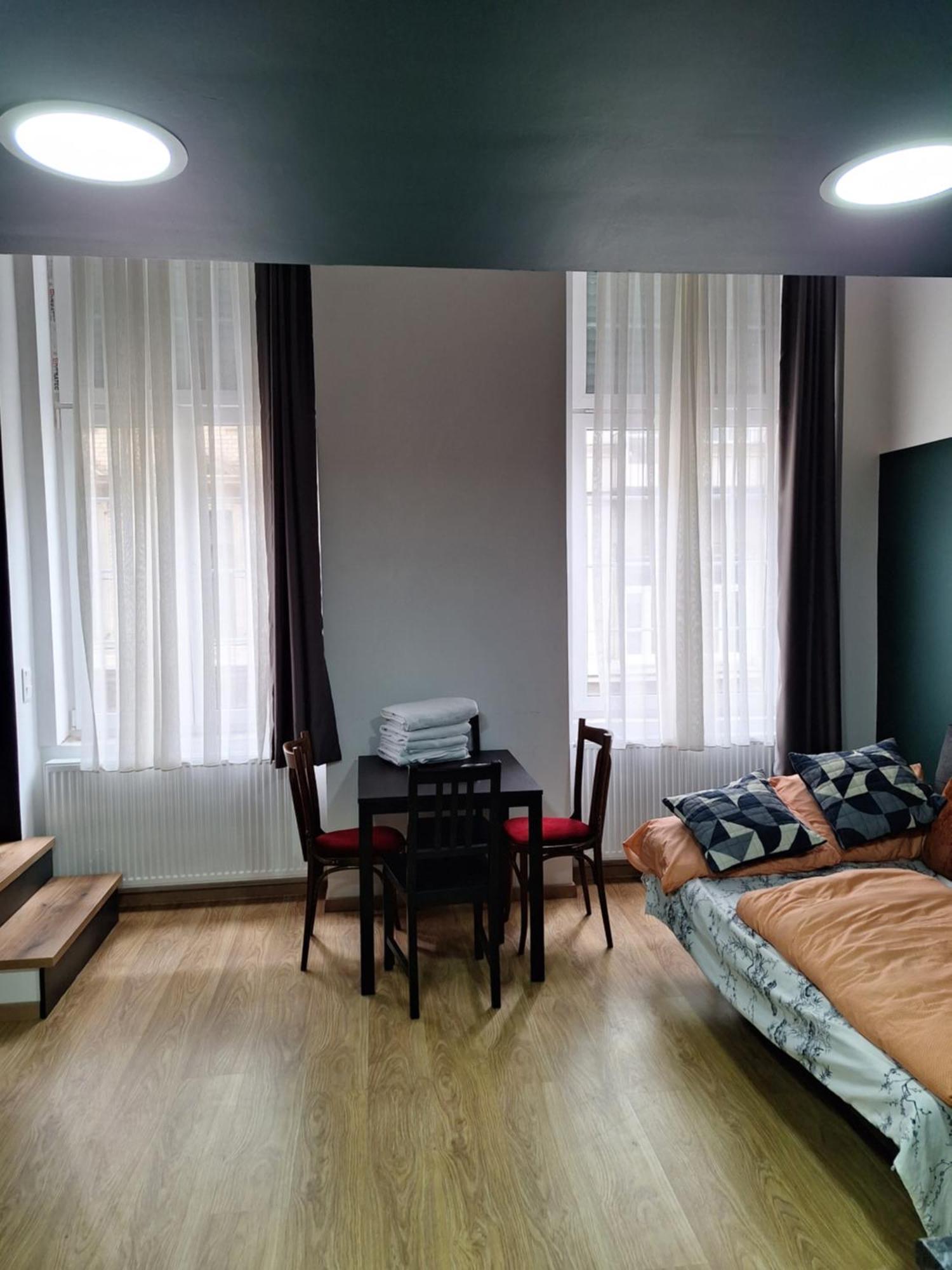 Tempo City Apartman บูดาเปสต์ ภายนอก รูปภาพ