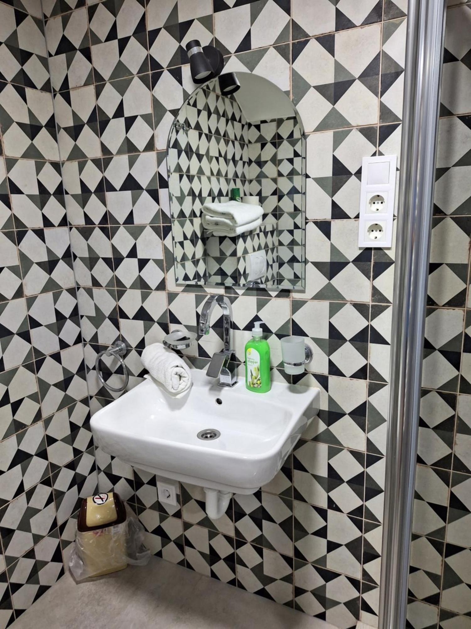 Tempo City Apartman บูดาเปสต์ ภายนอก รูปภาพ